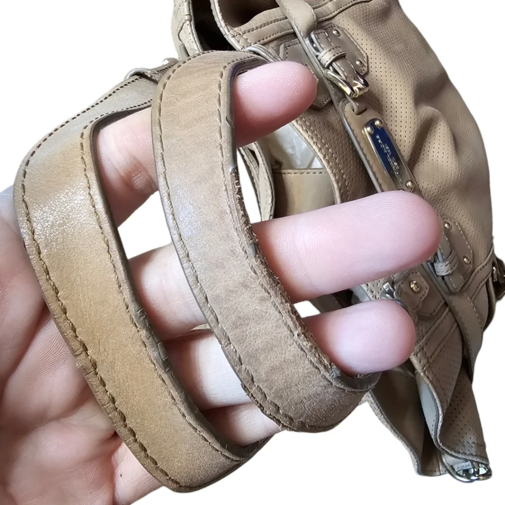 Michael Kors Tan Leather Gansevoort Tote Bag - Picture 6 of 8